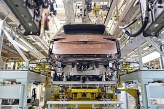 Kolik vlastně vydělávají velké automobilky na jednom autě? - Garáž.cz